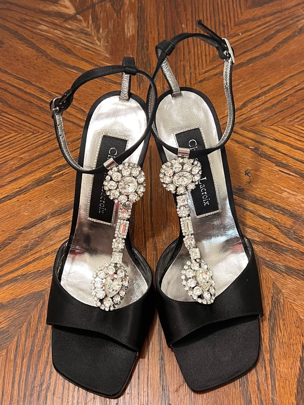Christian Lacroix Made in Italy Embellished Satin T-Strap Heels – EU 37 - Picture 6 of 11